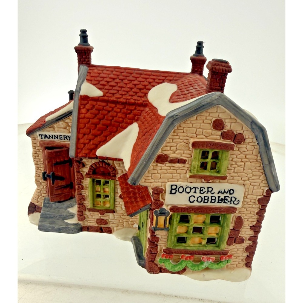 Dept 56 Dickens Village T. Wells Fruit & Spice Shop Booter & Cobbler 1988